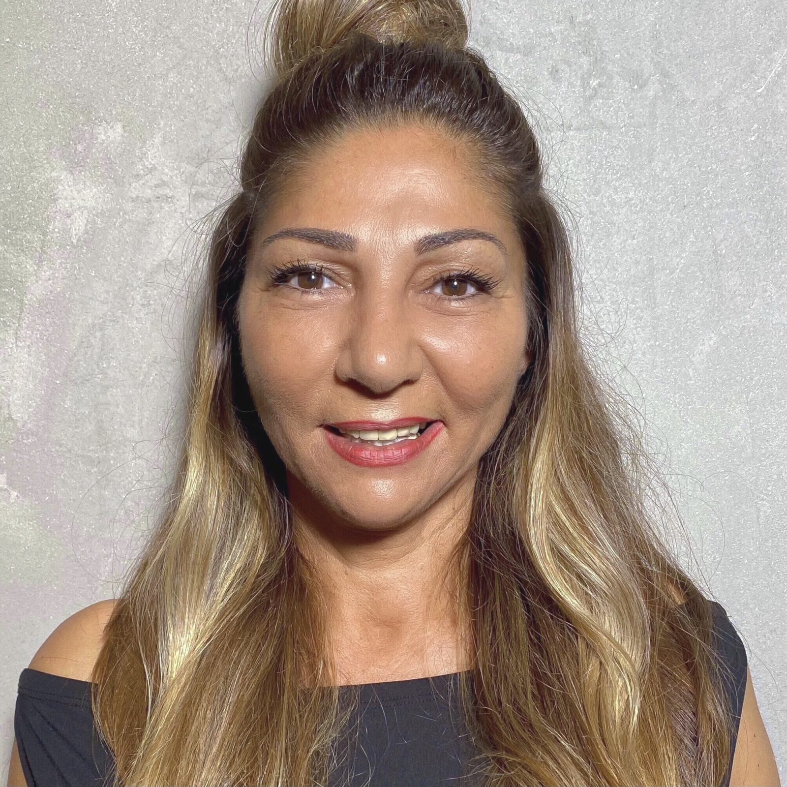 Arife Erkol